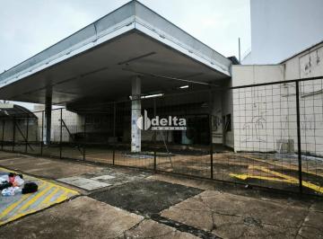 Comercial · 532m² · Terreno Comercial com 532m² disponível para Locação no bairro Aparecida em Uberlândia - MG.