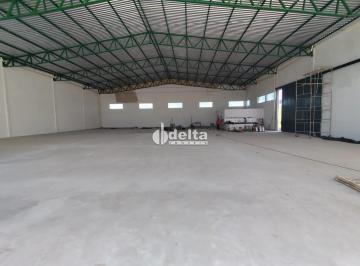 Comercial · 1586m² · Galpão disponível para Locação no bairro Segismundo Pereira em Uberlândia-MG