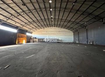 Comercial · 1000m² · Galpão disponível para locação no bairro Custódio Pereira em Uberlândia-MG.