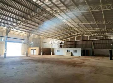 Comercial · 1200m² · 15 Vagas · Galpão disponível para locação no bairro São Jorge em Uberlândia-MG