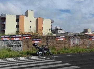 Terreno · 1600m² · Terreno disponível para locação no bairro Brasil em Uberlândia-MG