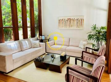 Casa · 396m² · 3 Quartos · 4 Vagas · Casa com piscina e quiosque para cozinha gourmet