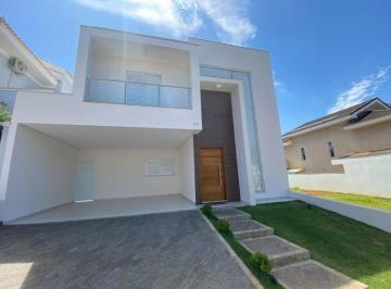 Casa · 254m² · 3 Quartos · 4 Vagas · Casa em Condomínio na Chácaras Reunidas São Jorge, Sorocaba-SP: 3 quartos, 3 suítes, 2 salas, 4 banh