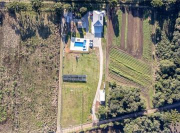 Rural de 3 quartos, São José dos Pinhais · Chácara São José dos Pinhais/PR 3 Dormitórios 2 Suítes 8 Vagas Alto Padrão