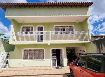 Casa de 5 quartos, Sobradinho · HP Vende: Sobrado 5 Quartos com 2 Suítes Quadra 2 de Sobradinho