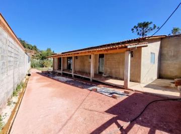 Rural · 450m² · 2 Quartos · Chácara Urbanizada