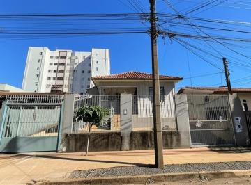 Casa · 233m² · 3 Quartos · 4 Vagas · Casa à venda em Londrina, Vila Larsen 1, com 3 quartos, com 233.97 m²
