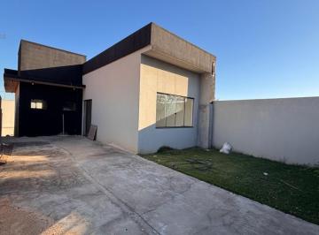 Casa · 120m² · 4 Quartos · 2 Vagas · Casa à venda em Londrina, Jardim Colúmbia D, com 4 quartos, com 120 m²