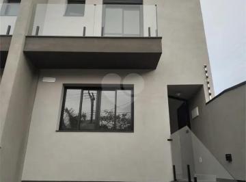 Casa de 3 quartos, São Paulo · Sobrado com 3 suítes, área gourmet e 4 vagas na Parada Inglesa.