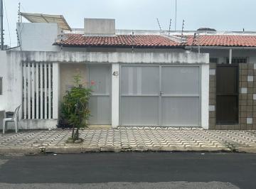 Casa de 3 quartos, Aracaju · Casa à venda na Rua Tenisson Ribeiro 45 - Bairro Salgado Filho