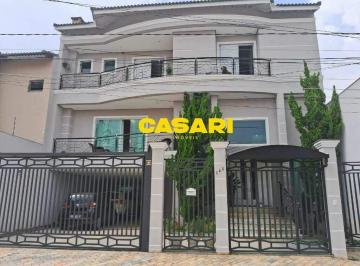 Casa · 454m² · 4 Quartos · 4 Vagas · Sobrado luxuoso com 4 suítes, piscina aquecida e área gourmet no Parque dos Pássaros - São Bernardo 