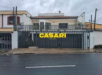 Casa · 444m² · 4 Quartos · 5 Vagas · Casa com 4 Dormitórios, Piscina e Edícula à Venda no Centro de São Bernardo do Campo – 444 m²