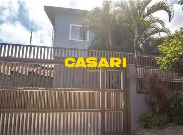 Casa · 178m² · 3 Quartos · 3 Vagas · Sobrado com 3 Dormitórios e Suíte com Closet à Venda – 178 m² – Nova Petrópolis