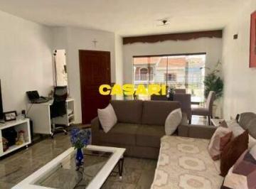 Casa · 290m² · 3 Quartos · 5 Vagas · Sobrado com 3 Suítes e 5 Vagas – Venda ou Aluguel – Jardim do Mar – São Bernardo do Campo/SP