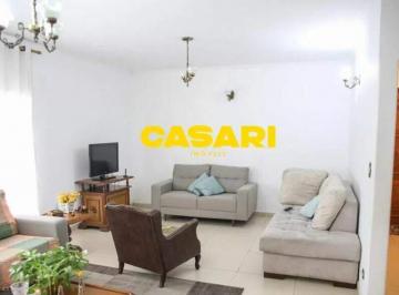 Casa · 240m² · 3 Quartos · 4 Vagas · Sobrado com 3 Dormitórios e Edícula à Venda no Rudge Ramos – São Bernardo do Campo/SP