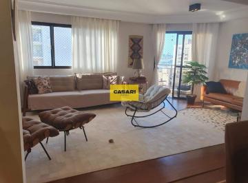 Apartamento · 212m² · 5 Quartos · 3 Vagas · Apartamento residencial mobiliado de 212 m² com 5 quartos e 4 suítes em Rudge Ramos