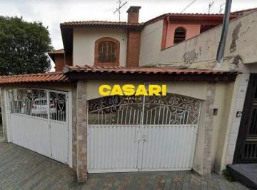 Casa · 225m² · 3 Quartos · 4 Vagas · Sobrado com 3 dormitórios e suíte com hidromassagem à venda na Paulicéia – São Bernardo do Campo