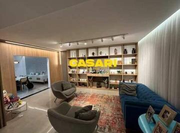 Casa · 364m² · 4 Quartos · 8 Vagas · Sobrado de Alto Padrão com 4 Suítes e 364 metros, Espaço Gourmet e Piscina