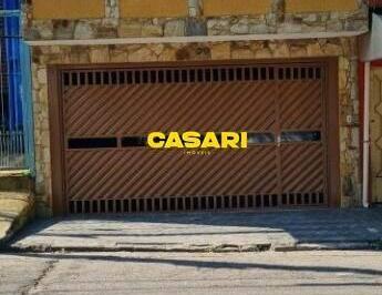 Casa · 224m² · 3 Quartos · 2 Vagas · Sobrado Residencial com 3 Dormitórios (1 Suíte) em Montanhão, SBCampo – Financiamento Aceito