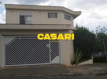 Casa · 240m² · 3 Quartos · 3 Vagas · Sobrado 240 m² com 3 dormitórios e área gourmet completa à venda na Vila Scarpelli - Santo André/SP