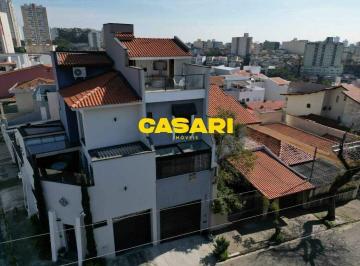 Casa · 130m² · 2 Quartos · 2 Vagas · Sobrado à venda no Campestre – 2 suítes, varanda gourmet e 2 vagas em Santo André