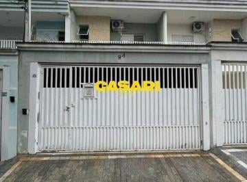 Casa · 168m² · 3 Quartos · 4 Vagas · Sobrado com 3 suítes e área gourmet à venda ao lado da Av. Senador Vergueiro – SBC