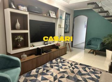 Casa · 230m² · 3 Quartos · 2 Vagas · Sobrado com 3 Dormitórios à Venda – 230m², Área Gourmet e Varanda – Vila Camilópolis, Santo André