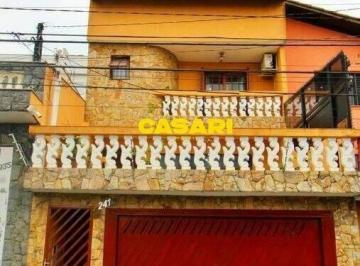 Casa · 193m² · 2 Quartos · 2 Vagas · Sobrado com 2 Dormitórios e Jacuzzi à Venda no Jardim Alvorada – 193 m² em Santo André