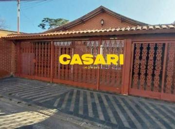 Casa · 257m² · 3 Quartos · 5 Vagas · Casa térrea com 3 dormitórios e área gourmet à venda na Vila Scarpelli – Santo André/SP