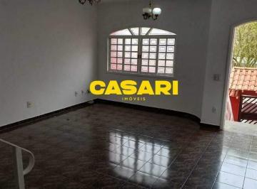 Casa · 234m² · 3 Quartos · 6 Vagas · Sobrado com 3 Dormitórios e Churrasqueira à Venda – 233 m² – Nova Petrópolis