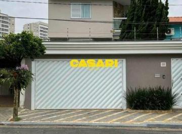 Casa · 262m² · 3 Quartos · 4 Vagas · Sobrado à venda com 3 suítes e 262 m² no Anchieta – São Bernardo do Campo/SP