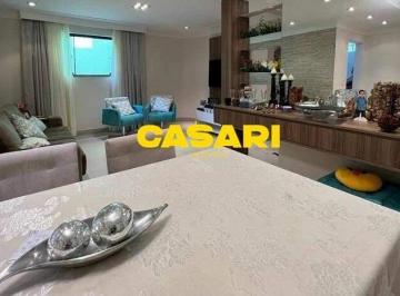 Casa · 230m² · 4 Quartos · 4 Vagas · Sobrado à Venda com 4 Dormitórios e Área Gourmet em Nova Petrópolis – 230m², 4 Vagas Cobertas