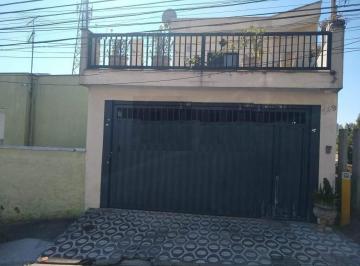 Photo 1 · Sobrado à Venda no Jardim Hollywood – 204 m², 3 Dormitórios com 2 Suítes e Área