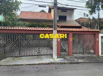 Casa · 252m² · 3 Quartos · 4 Vagas · Casa com 3 dormitórios, 252 m² - venda ou aluguel- Jardim do Mar - São Bernardo do Campo/SP