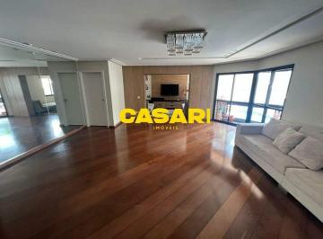 Apartamento · 212m² · 3 Quartos · 3 Vagas · Apartamento à venda com 3 dormitórios e 212 m² no Jardim – Santo André/SP | Amplo, com 2 suítes e 3 