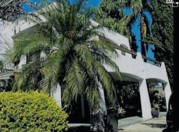 Casa · 430m² · 4 Quartos · 8 Vagas · Casa em Condomínio em Sorocaba-SP, Parque Campolim: 4 quartos, 4 suítes, 3 salas, 6 banheiros, 8 vag