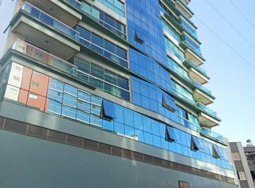 Apartamento de 3 quartos, Itapema · Aluguel alto padrão Meia Praia