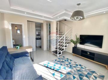 Casa · 71m² · 2 Quartos · 1 Vaga · Sobrado à venda, 71m2, 02 dormitórios, bairro Olaria, Canoas, RS
