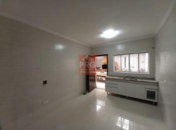 Foto 01 · Casa Térrea no Jardim Maria Rosa: Espaço e conforto para sua família! 2 quartos, 1 sala, 2 banheiros