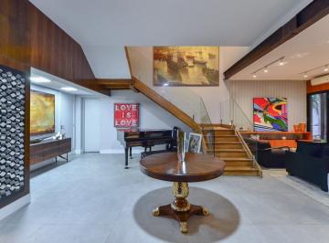IMG_20260628_031441_000.jpeg · Confortável casa para venda em Jardim América com 4 quartos, sendo 4 suítes, 1,117m² - remaxempire#J