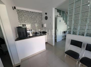 Comercial · 60m² · 2 Quartos · 2 Vagas · Sobrado com 02 dormitórios com sacada, 02 vagass