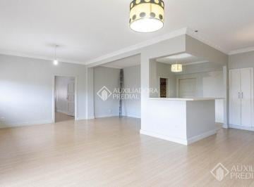 12015_i9uIGIItL8p2EdqQM7_12015687e5f2d7a4d7.jpg · 3 QUARTOS 1 VAGA DE GARAGEM NO BAIRRO CENTRO HISTÓRICO