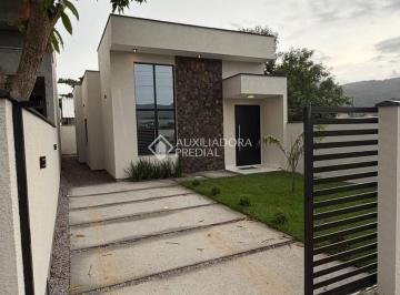 Casa · 70m² · 2 Quartos · 1 Vaga · Casa nova totalmente mobiliada com 2 quartos, uma suíte - Florianópolis.