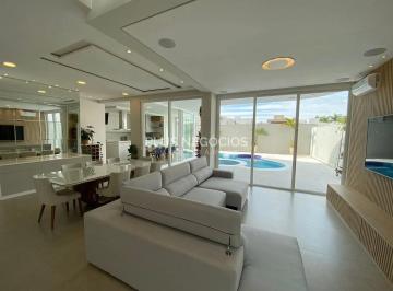 whatsapp-image-2022-08-10-at-16-28-391739451608223.jpeg · Sobrado de Alto Padrão no Alphaville Nova Esplanada 3  5 Suítes, Piscina, Acabamentos de Luxo  Estud