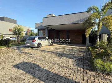 whatsapp-image-2025-03-17-at-18-49-52-11742248245699.jpeg · Casa Térrea Alto Padrão À Venda e Locação Alphaville Nova Esplanada 3 2 suítes 226 m²