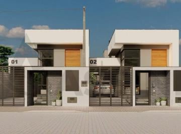 Casa · 109m² · 2 Quartos · 2 Vagas · Casa com 3 quartos no Centro de Guabiruba