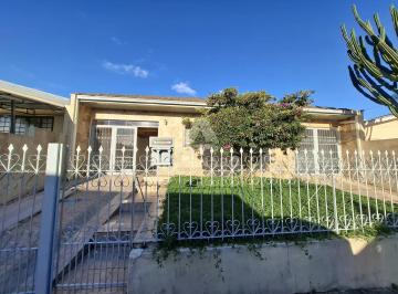 Casa · 283m² · 4 Quartos · 4 Vagas · Casa Padrão em Ponta Grossa