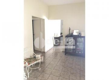 Photo 1 · Casa residencial disponível para locação no bairro Centro em Uberlândia - MG