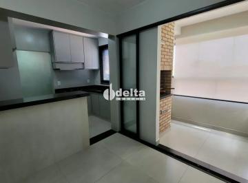 Apartamento · 107m² · 2 Quartos · 2 Vagas · Apartamento com 2 quartos sendo 1 suíte disponível para locação no bairro Brasil em Uberlândia-MG
