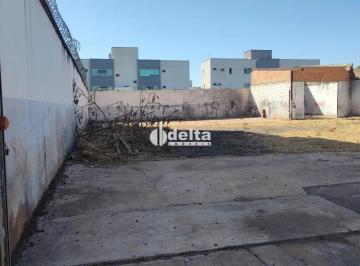 Terreno · 540m² · Terreno disponível para venda no bairro Novo Mundo em Uberlândia MG